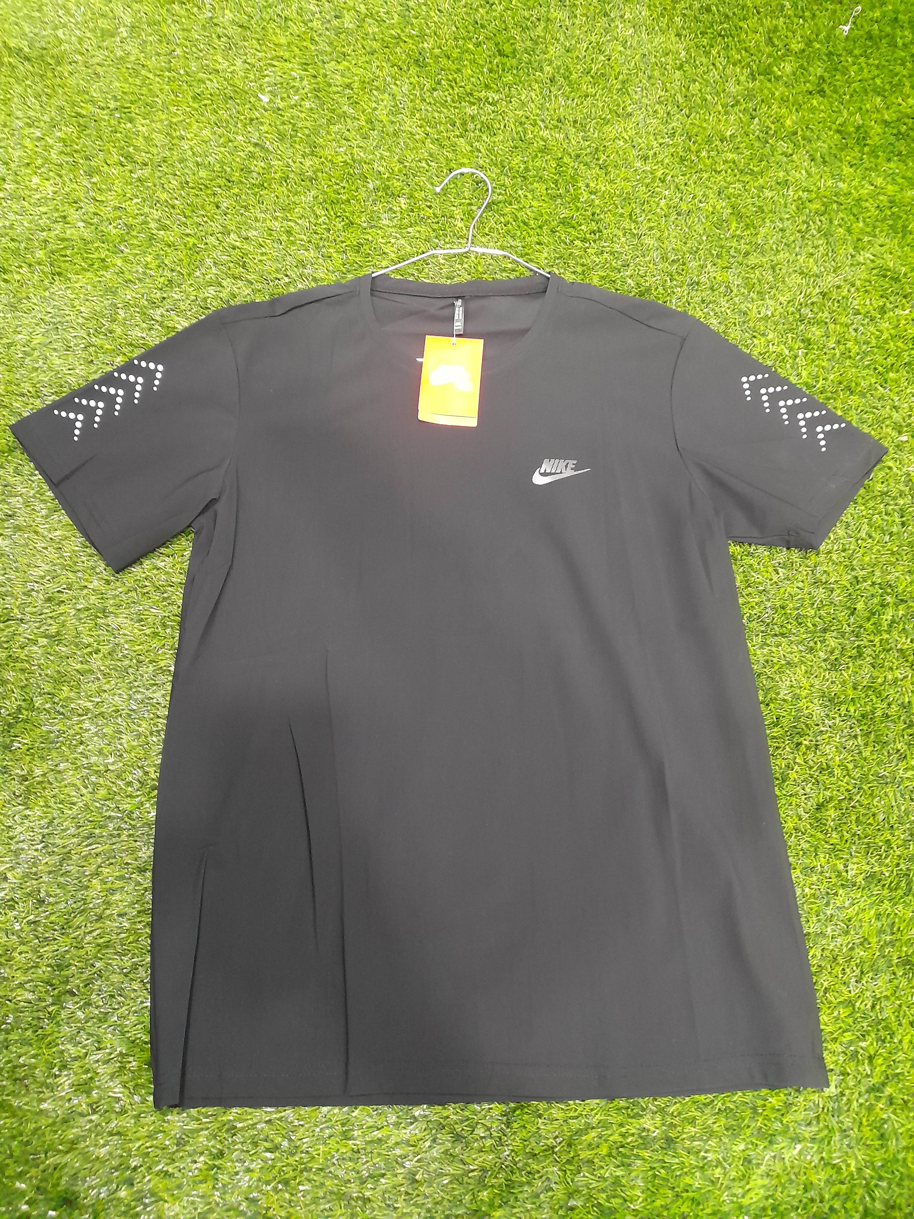 تیشرت مردانه نایک خارجی وارداتی سایز لارج تا ۴ ایکس برند نایک رنگ مشکی و طوسی با تخفیف ویژه😍✅️