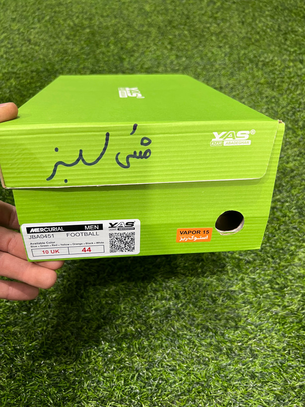 کفش چمن مصنوعی استوک ریز نیمه جورابی نایک زوم سایز۴۰تا۴۵ با تخفیف ویژه