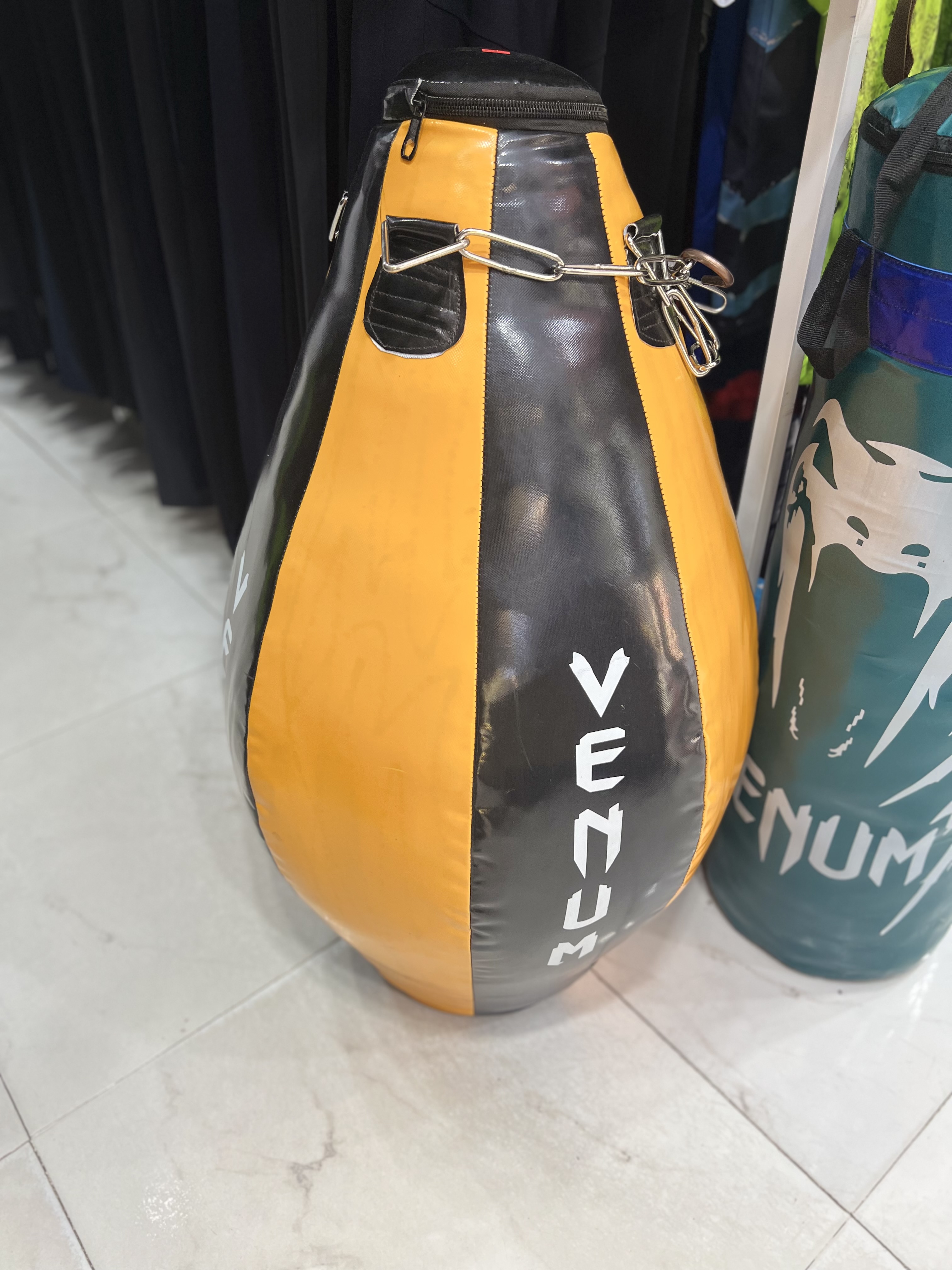 کیسه بوکس گلابی یک متری