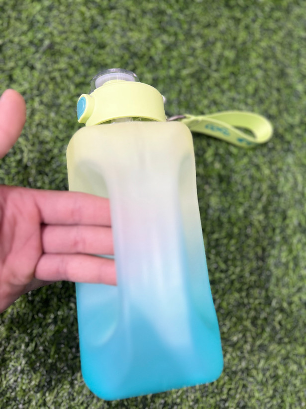 قمقمه آب تلقی بزرگ در دو رنگ ۱۶۰۰میل